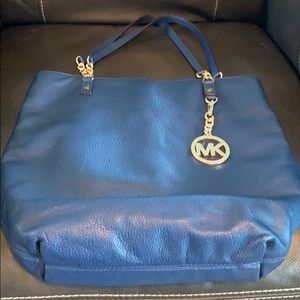Navy Blue Michael Kors Purse 👜